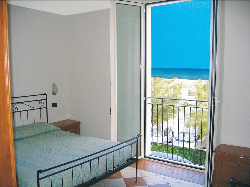 Residenza Villa Margherita Rimini Kültér fotó