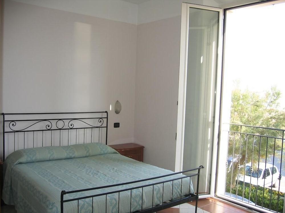 Residenza Villa Margherita Rimini Kültér fotó