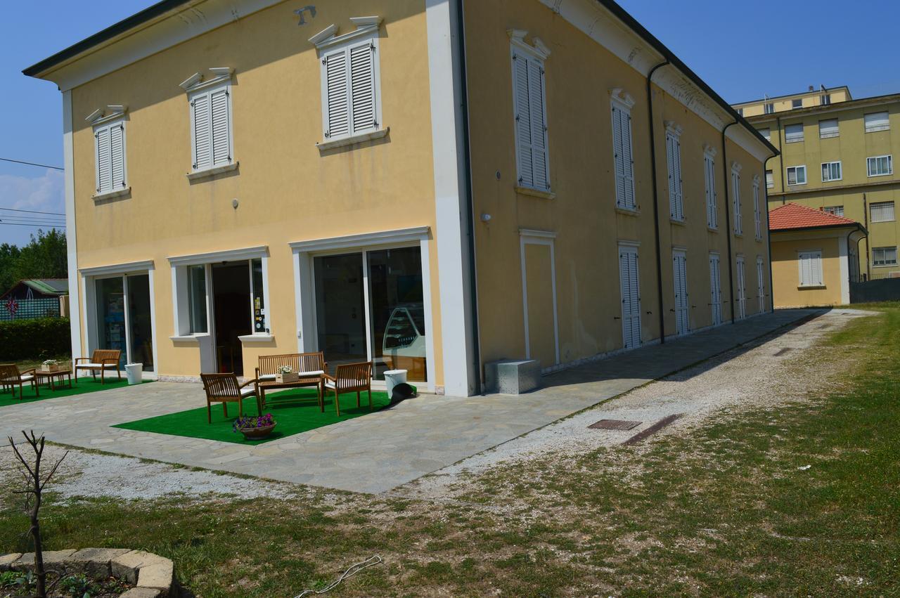 Residenza Villa Margherita Rimini Kültér fotó