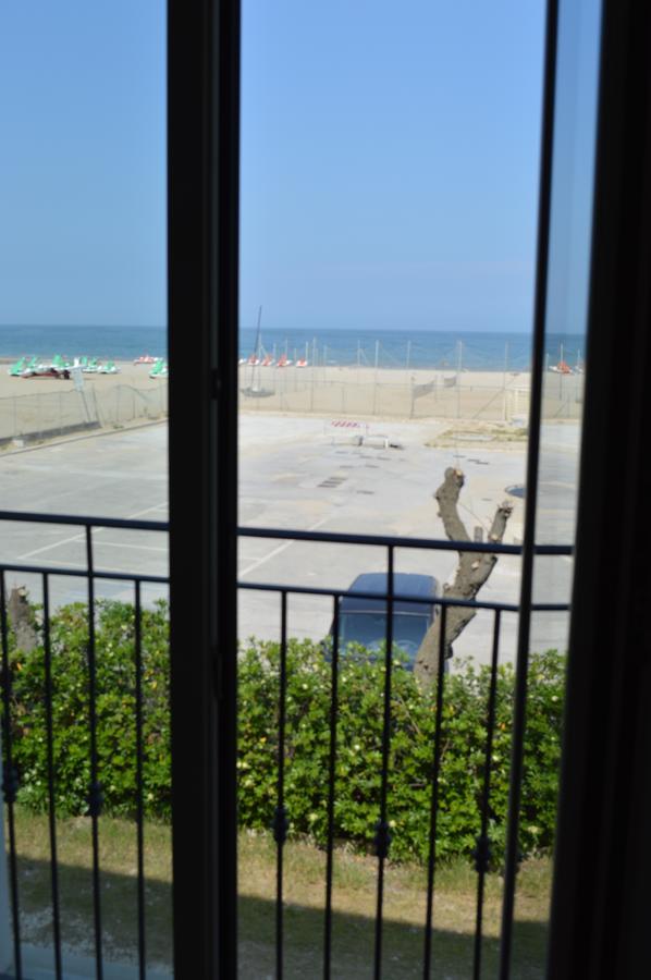 Residenza Villa Margherita Rimini Kültér fotó